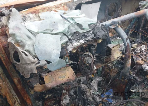 1997 BMW 528I из США, поврежденный, VIN WBADD6322VBW02574